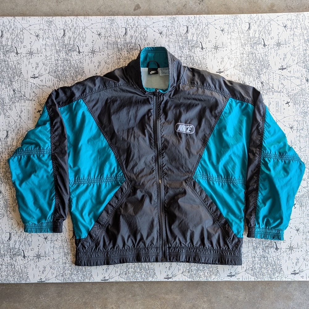 Vintage Nike Air Max Black and Blue Windbreaker Athletic Jacket Size Medium